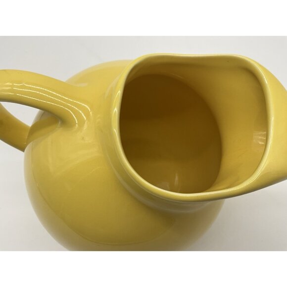 Franciscan Vintage Yellow Ball Pitcher with Ice Lip Made in California 1949-1953 - Picture 9 of 12